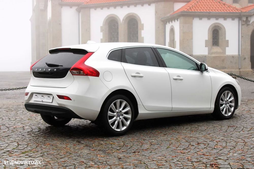 Volvo V40 1.6 D2 Momentum Eco - 12