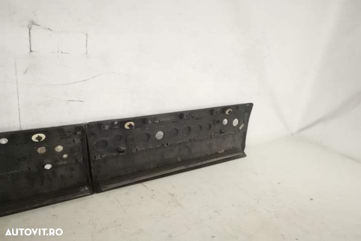 Bandou Ornament Usa Dreapta Spate Original In Stare Buna Land Rover  R - 6