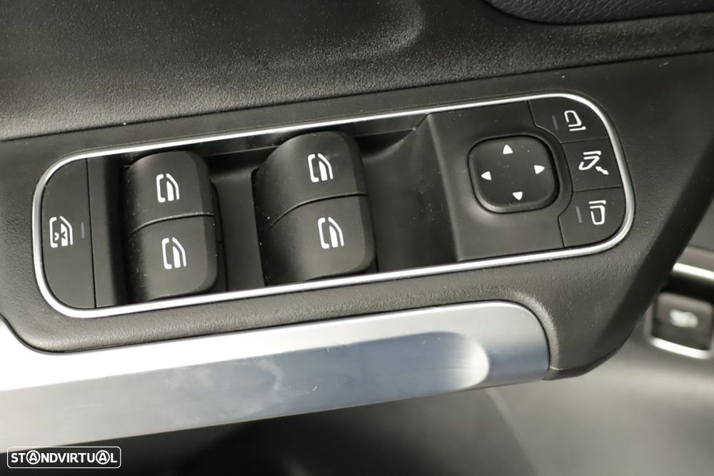 Mercedes-Benz GLB 180 d Progressive - 20