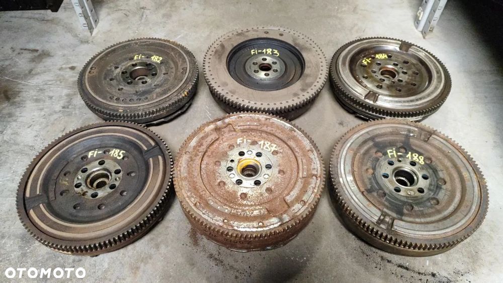 FIAT ALFA ROMEO LANCIA / DIESEL / BENZYNA SPRZĘGŁO KOŁO ZAMACHOWE TARCZA DOCISK DWUMAS - 13