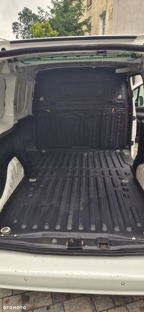 Citroën Berlingo van XL - 16