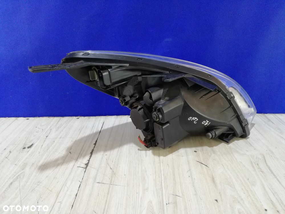 Hyundai I20 08/12 lampa reflektor przód lewa Anglik - 2