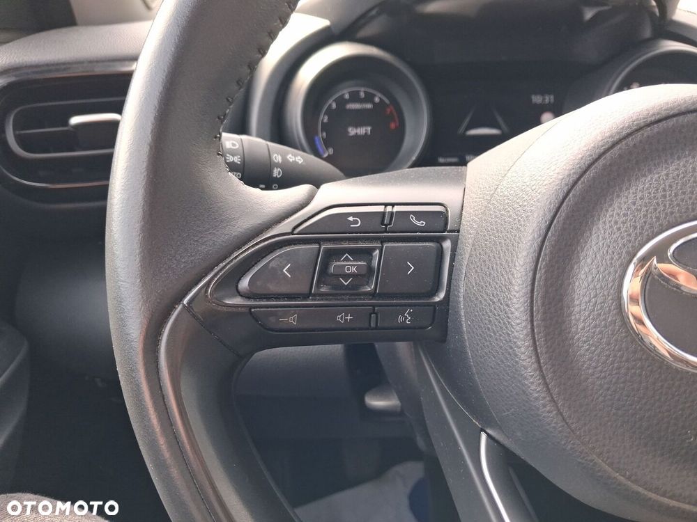 Toyota Yaris - 20