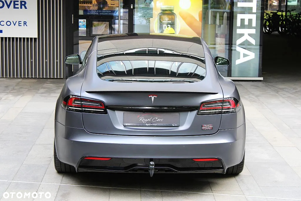 Tesla Model S Plaid - 8