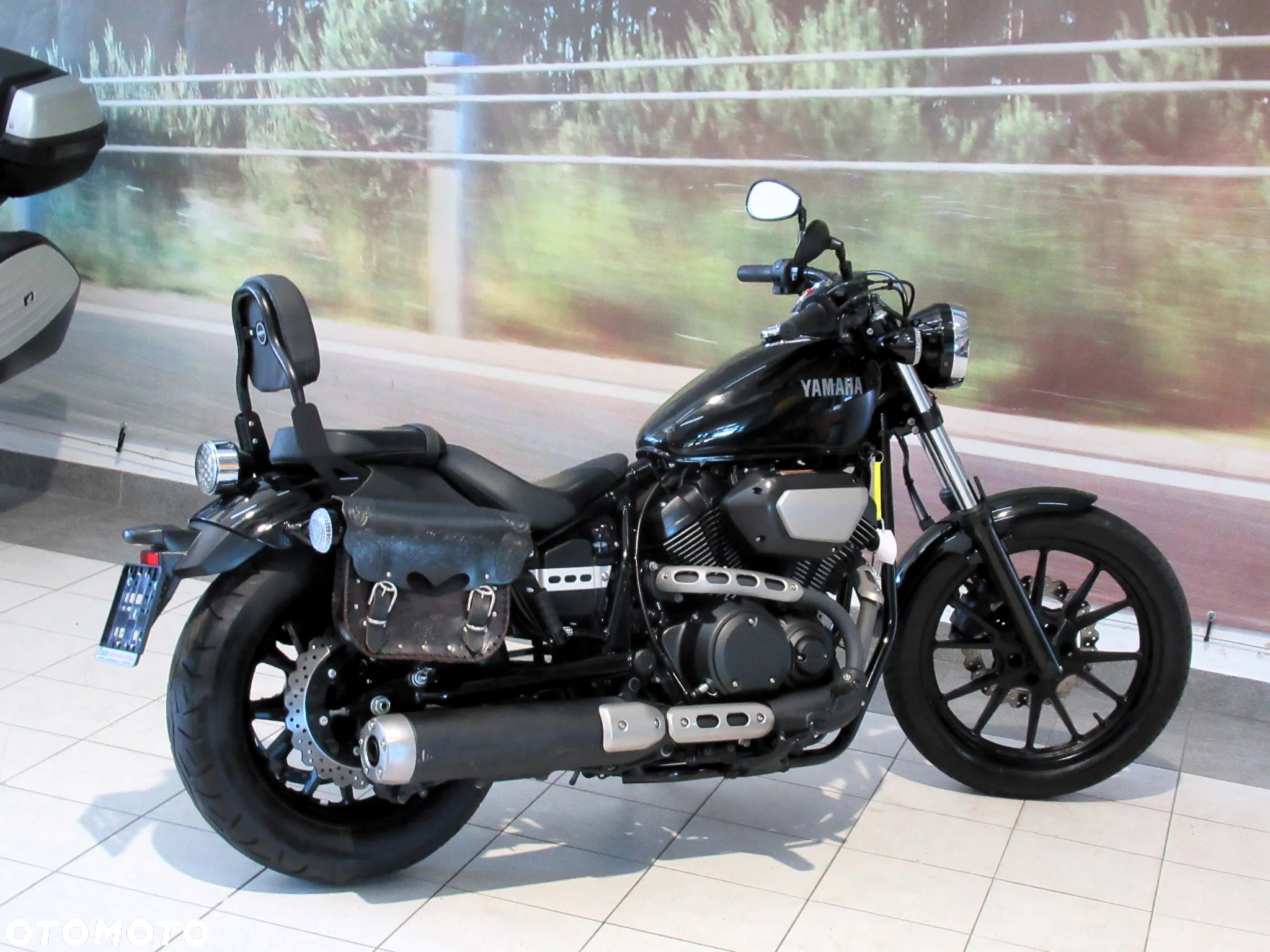 Yamaha XVS - 6