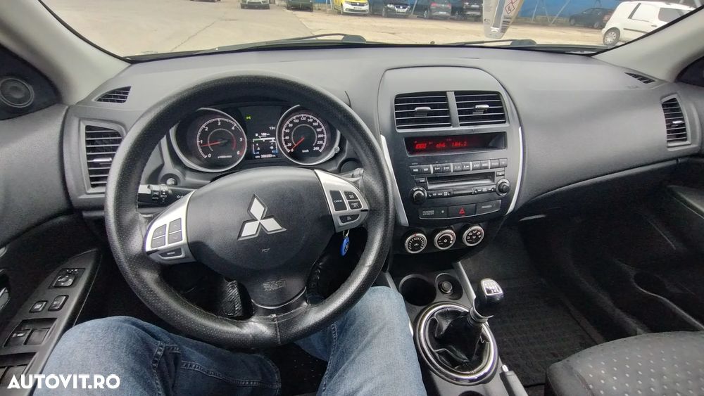 Mitsubishi ASX - 13