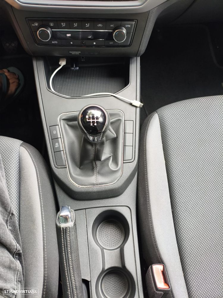 SEAT Ibiza 1.0 Reference - 25