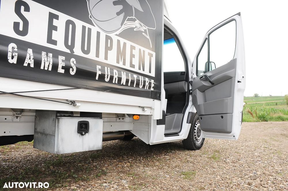 Mercedes-Benz Sprinter - 13