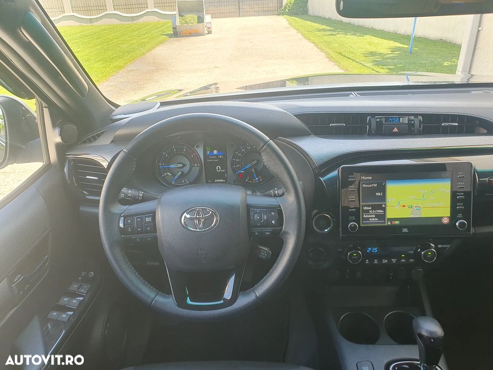 Toyota Hilux - 5