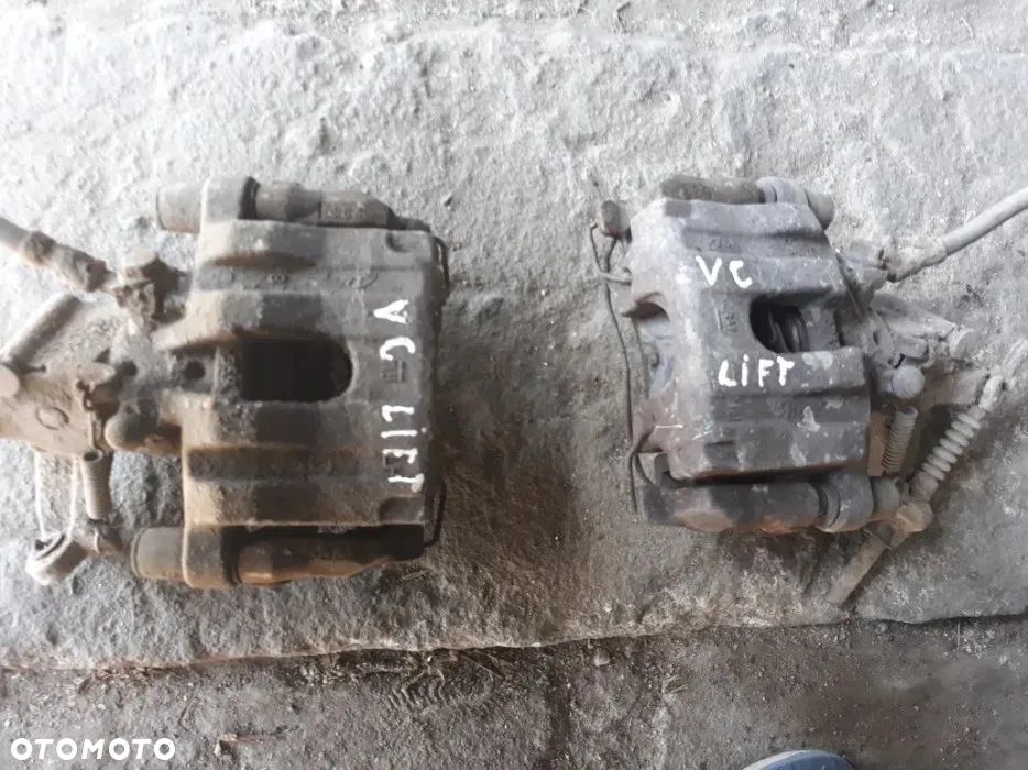 Vectra C Signum zacisk lewy prawy - 2