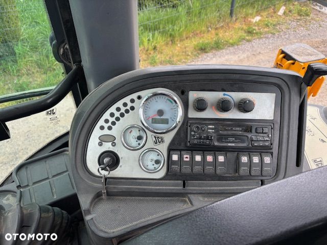JCB 3CX CONTRACTOR - 12