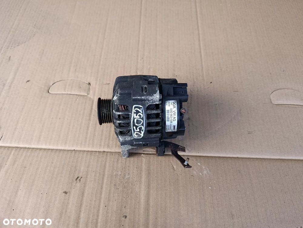 SEAT IBIZA IV 4 6J 1.2 12V ALTERNATOR 14V 90A 03D903025J - 1
