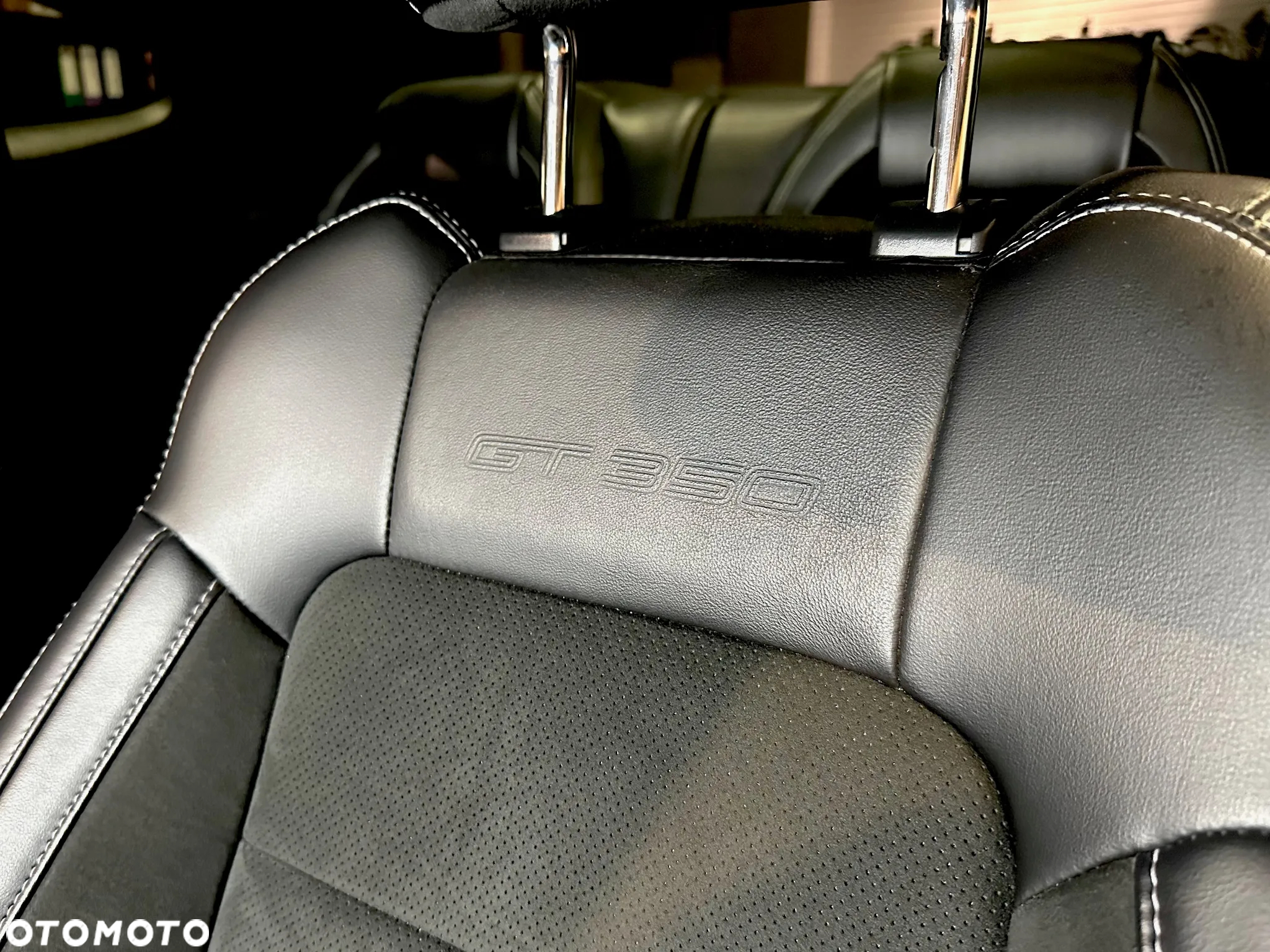 Ford Mustang - 16
