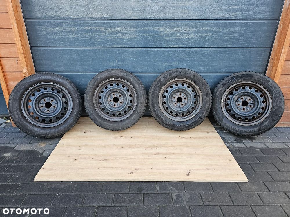 KOŁA FELGI STALOWE OPONY ZIMOWE TOYOTA AVENSIS 5x114,3 205/60/16 R 16 et39 - 1