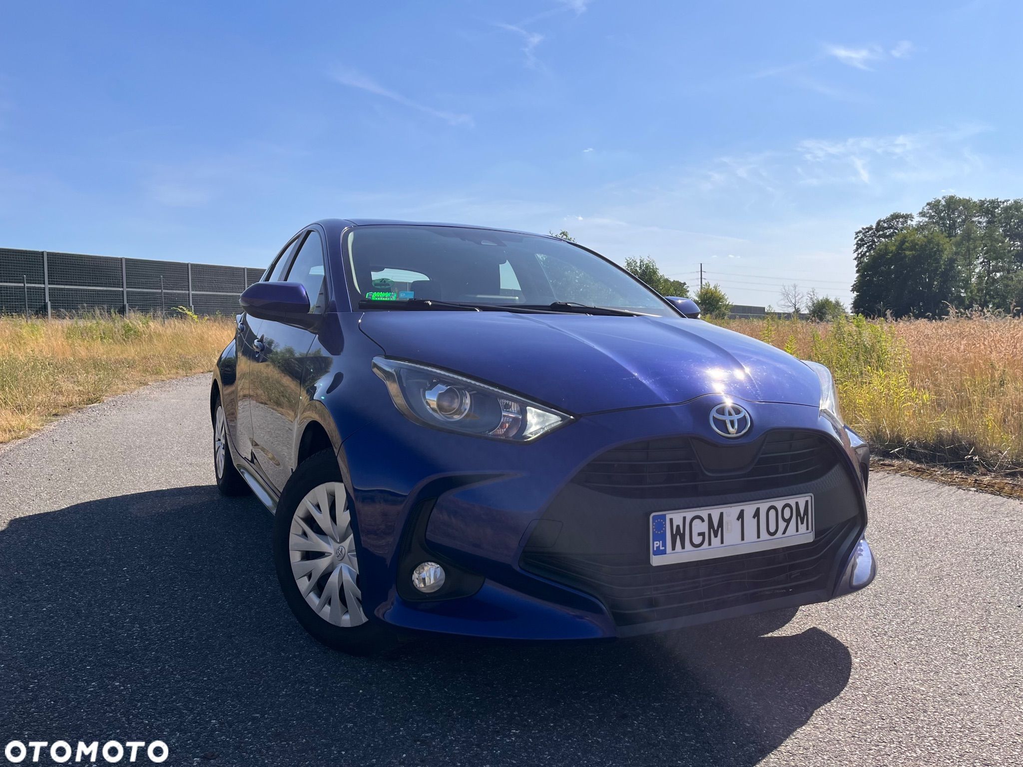 Toyota Yaris 1.5 Comfort - 1