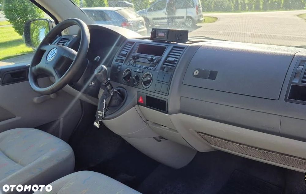 Volkswagen Transporter T5 - 5