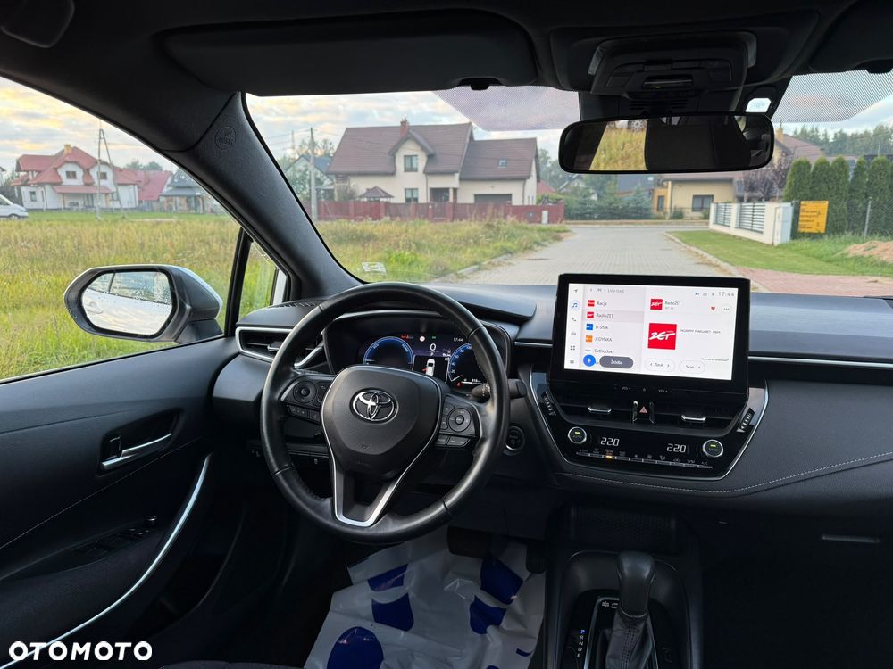Toyota Corolla 1.8 Hybrid Comfort - 13