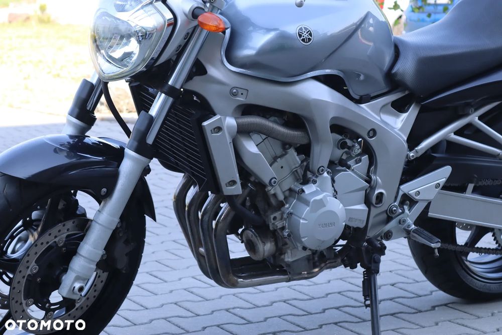 Yamaha FZ6 - 14