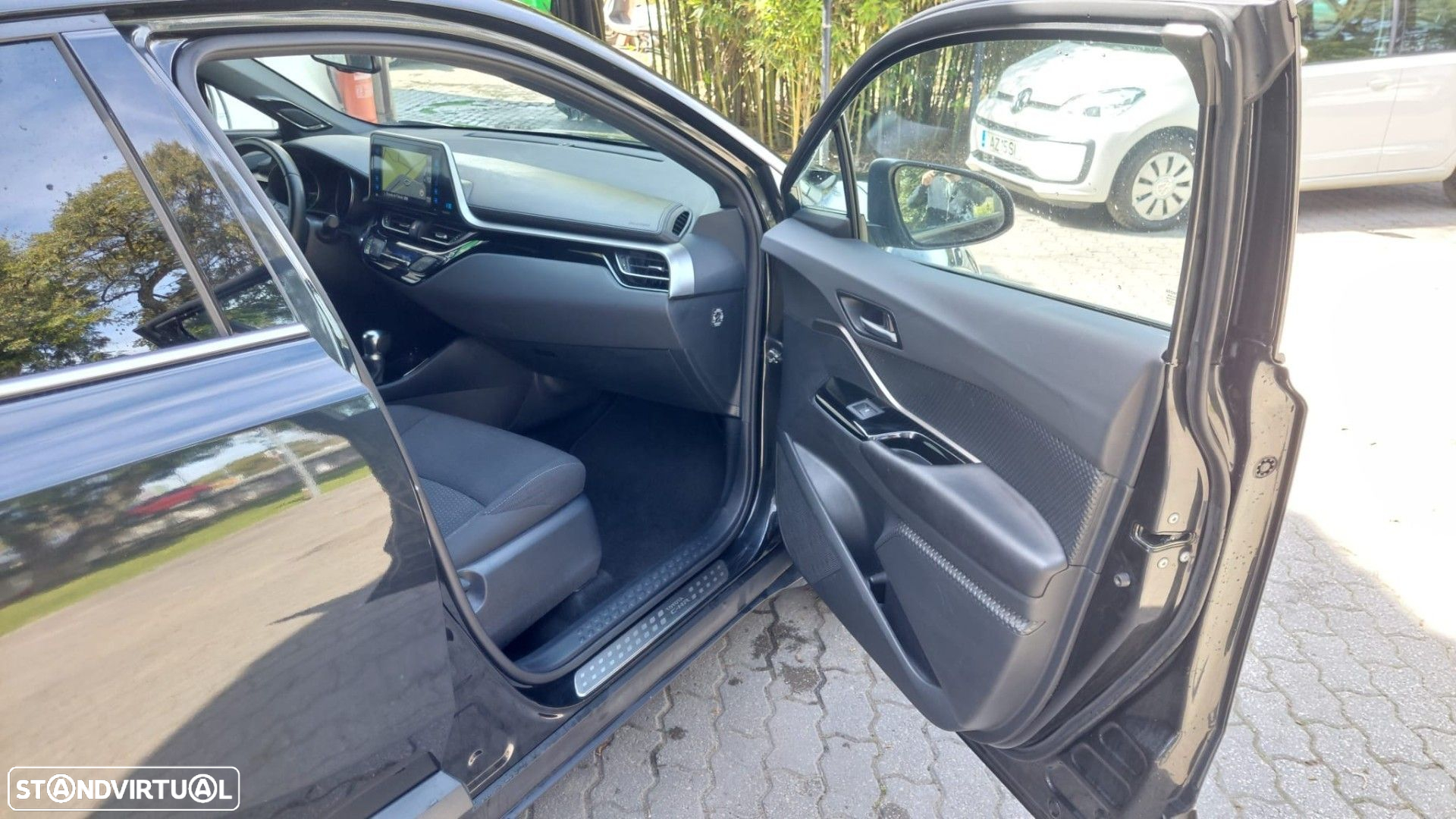 Toyota C-HR 1.8 Hybrid Exclusive - 8