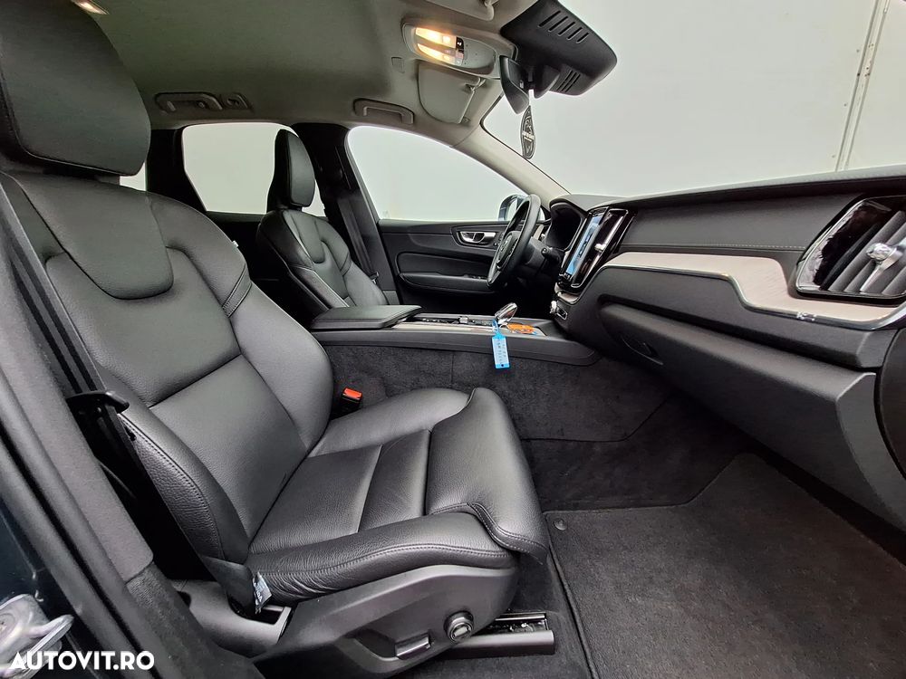 Volvo XC 60 B5 D AWD Geartronic Inscription - 26