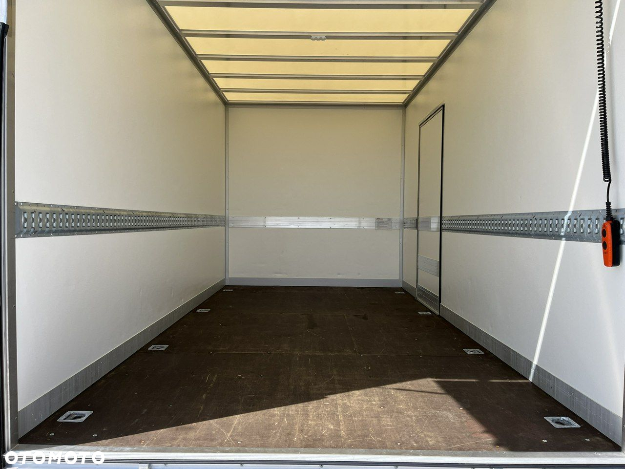 Ford Transit - 8