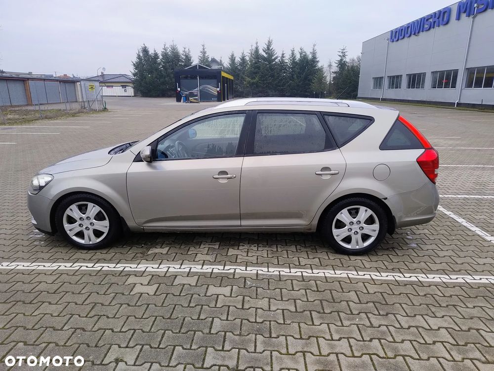 Kia Ceed 1.6 Crdi Optimum - 1