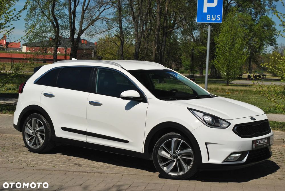 Kia Niro 1.6 GDI Hybrid M - 4