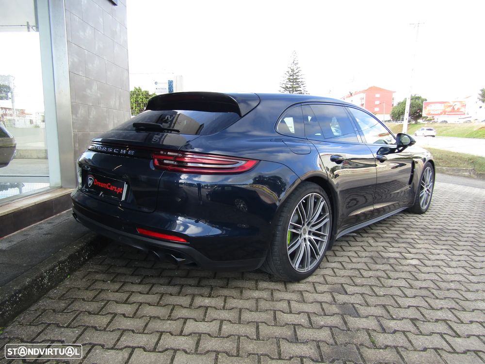 Porsche Panamera Sport Turismo 4 E-Hybrid - 7