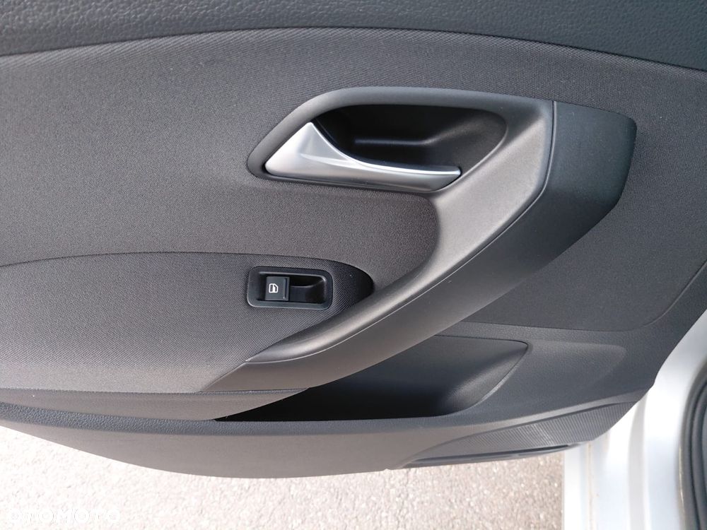 Volkswagen Polo 1.2 Blue Motion Technology Black/Silver Edition - 10