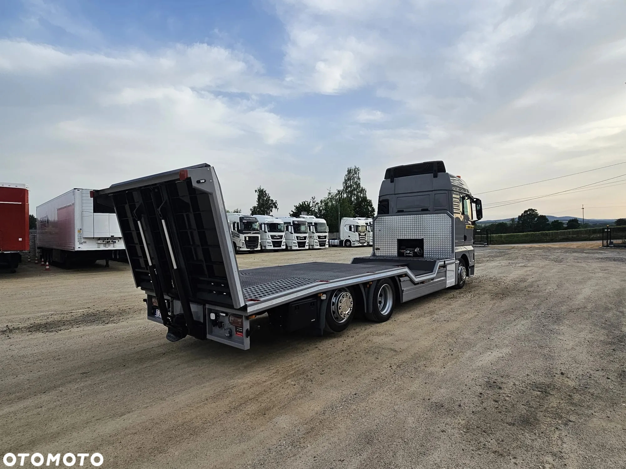 MAN TGX 24.460 / LAWETA / RETARDER / OŚ PODNOSZONA - 10