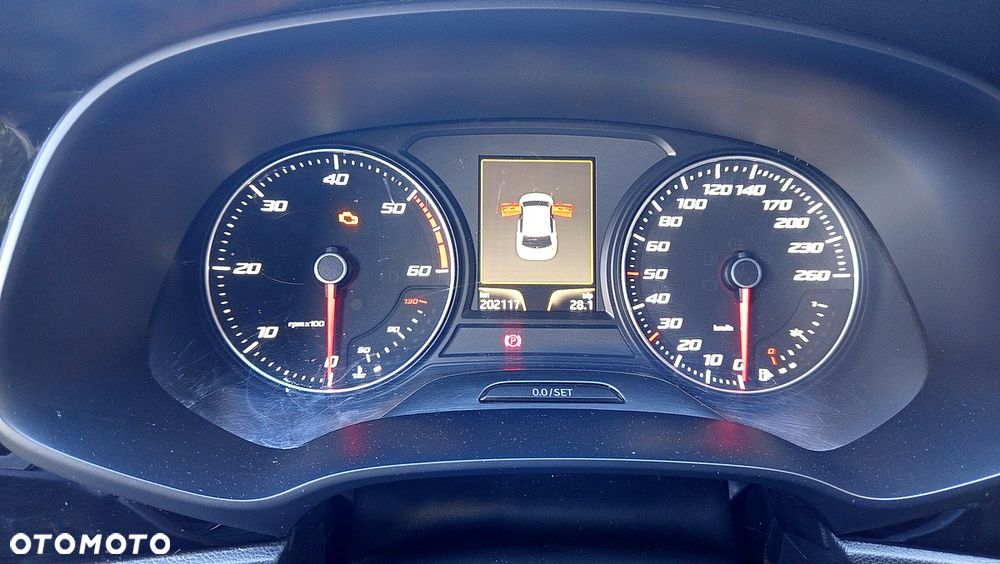 Seat Leon 2.0 TDI DPF Ecomotive FR - 29