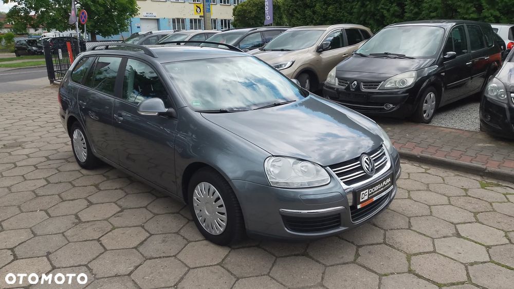 Volkswagen Golf Variant 1.6 Highline - 1