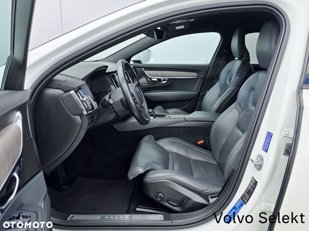 Volvo V90 Cross Country - 12