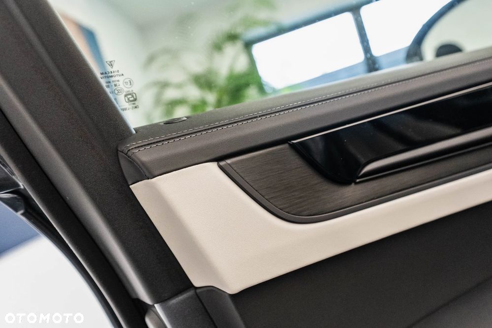 Porsche Cayenne E-Hybrid PHEV Black Edition - 25