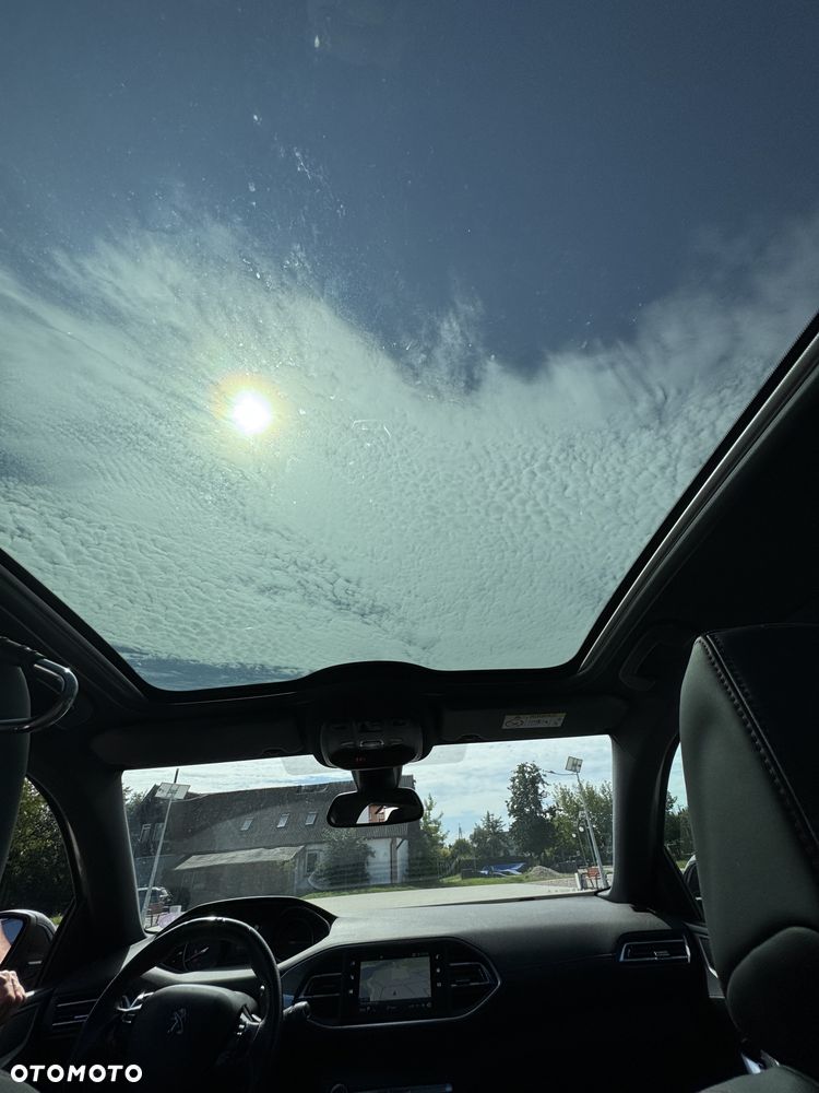 Peugeot 308 PureTech 225 GPF EAT8 Stop & Start GT - 2