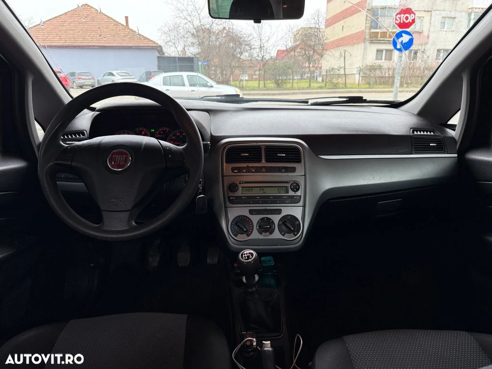 Fiat Punto 1.4 Easy - 7