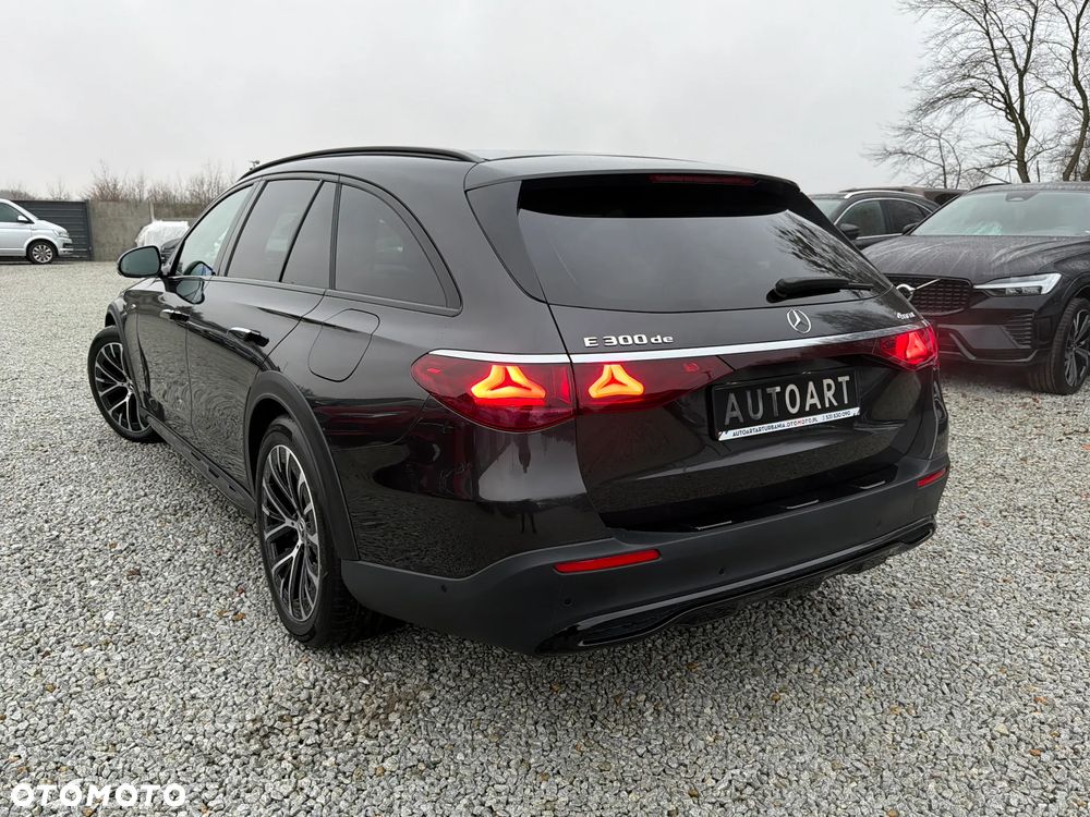 Mercedes-Benz Klasa E 300 de 4-Matic Avantgarde - 13