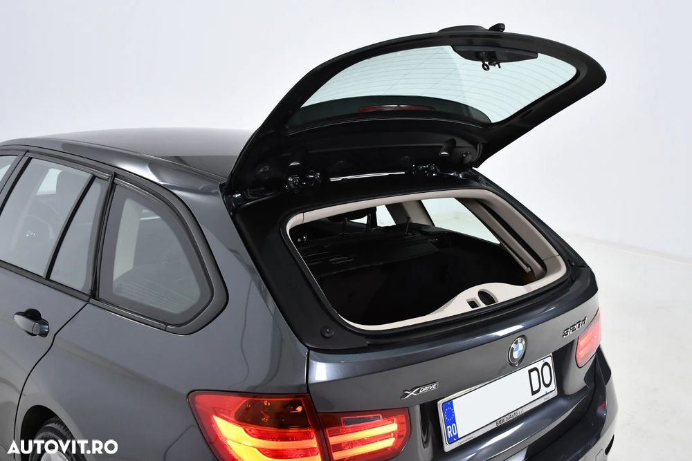 BMW Seria 3 320d Touring xDrive Aut. Modern Line - 12