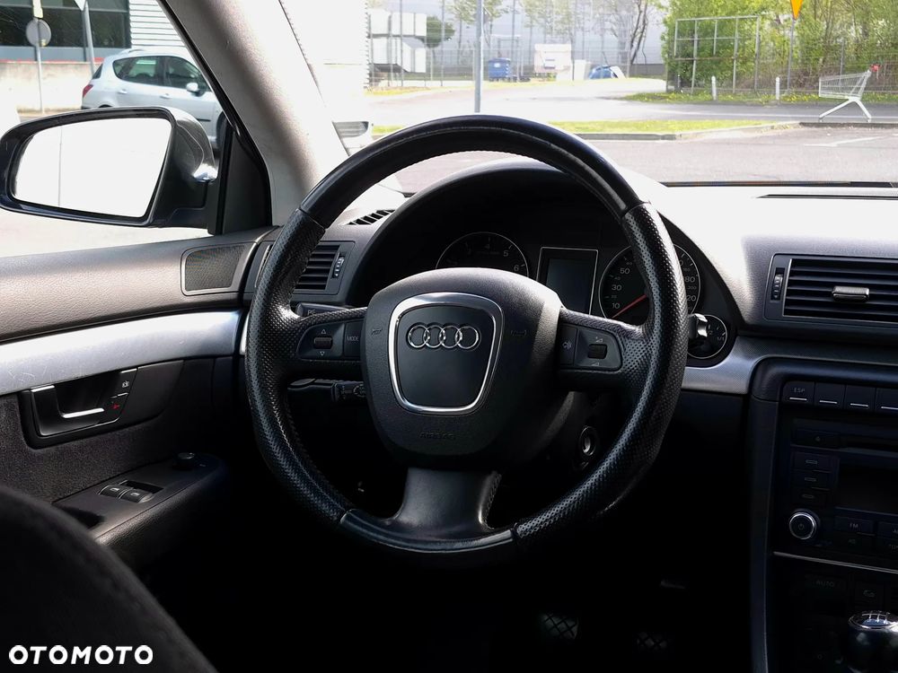 Audi A4 Avant 1.8 T quattro - 4