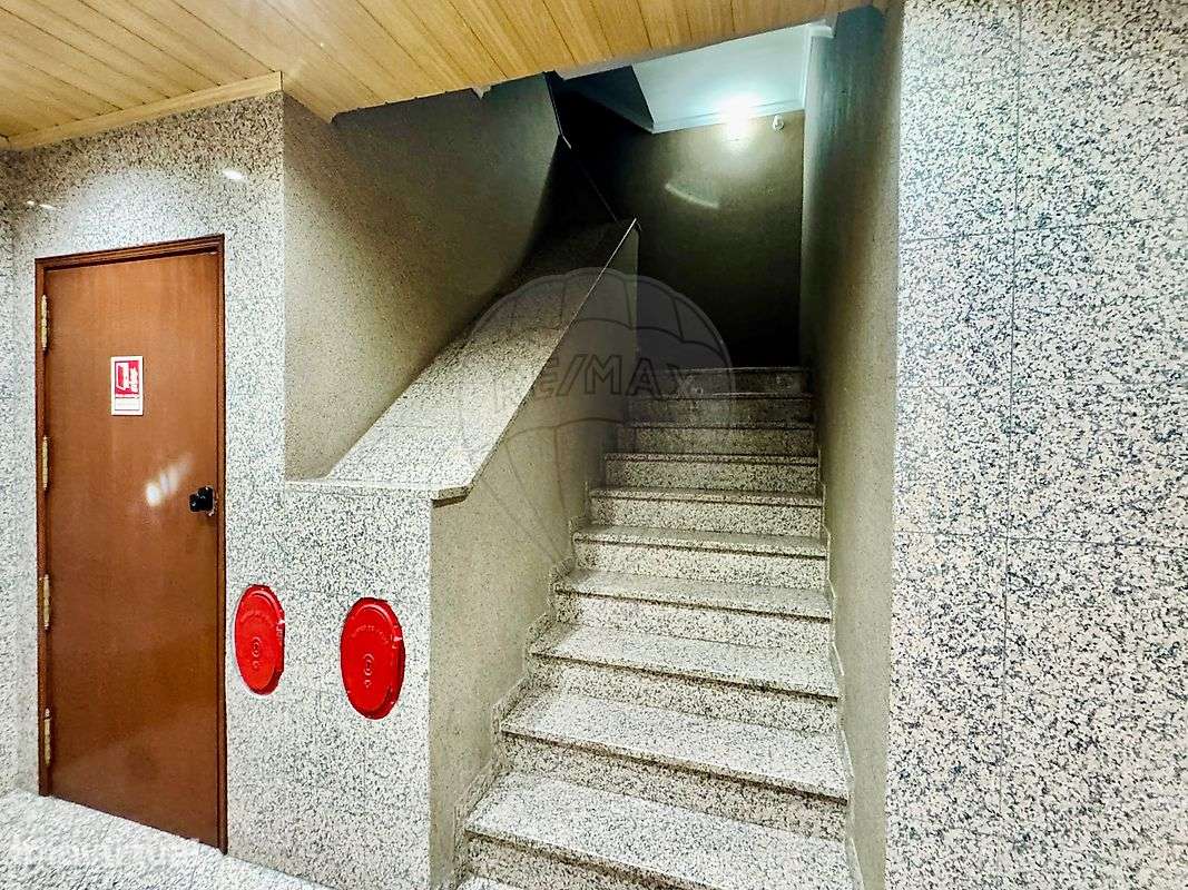 Apartamento T4 para venda - Grande imagem: 4/50