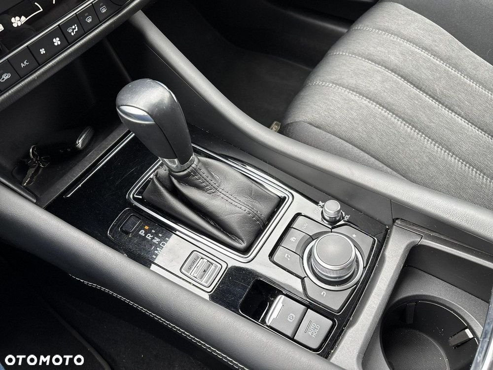 Mazda 6 - 25