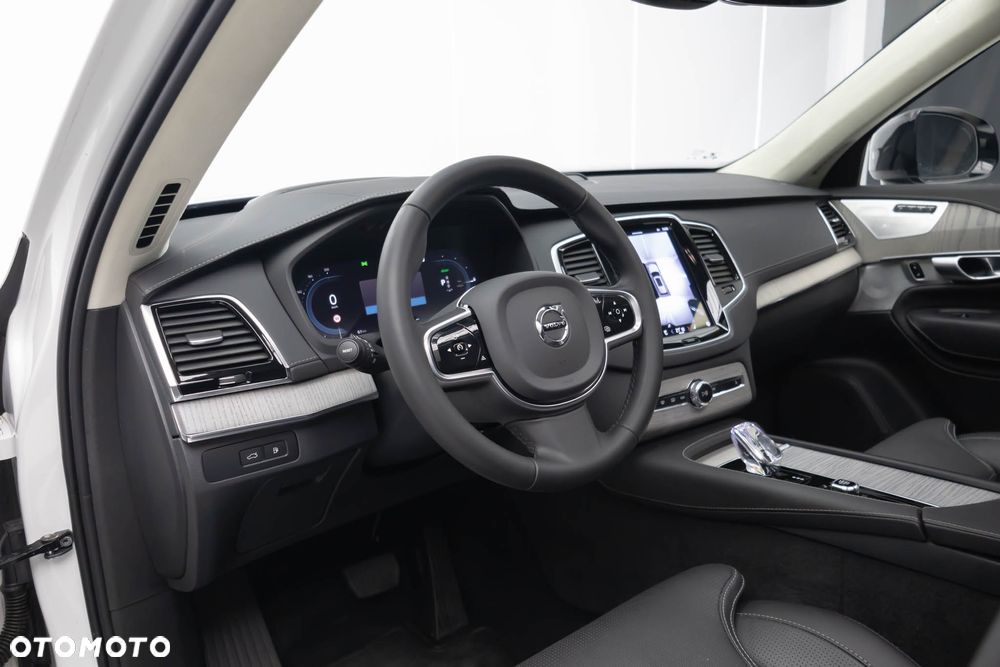 Volvo XC 90 T8 AWD Recharge Ultimate Dark - 8