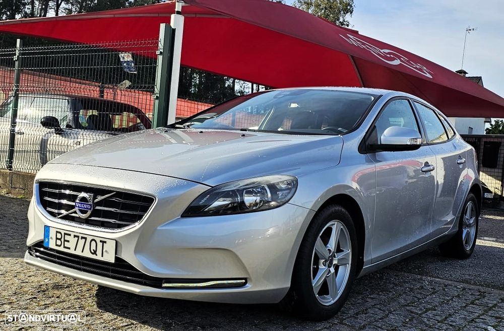 Volvo V40 D2 Kinetic - 4