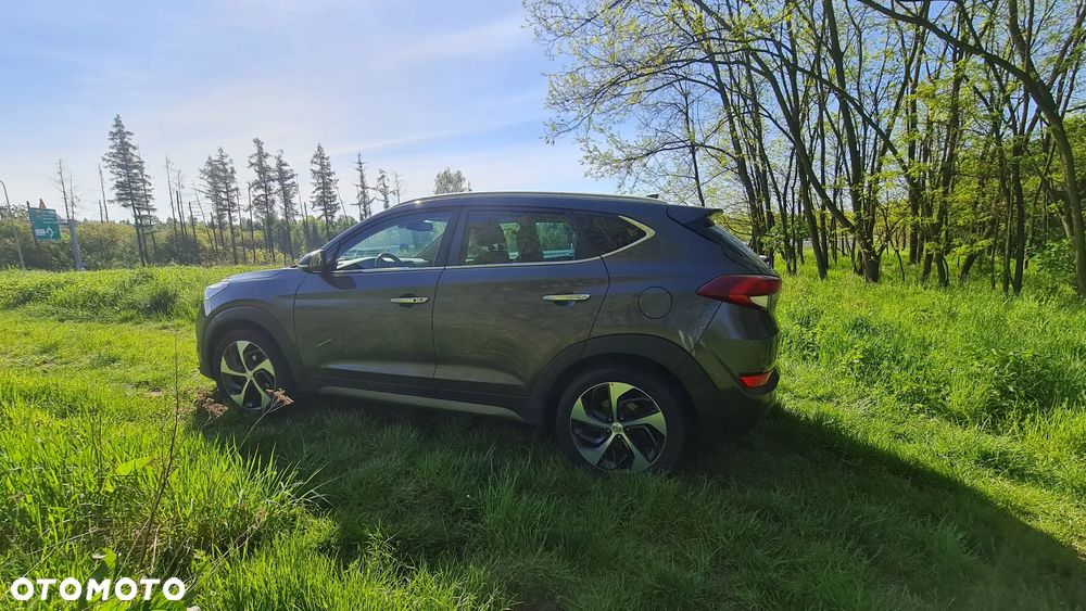 Hyundai Tucson - 11