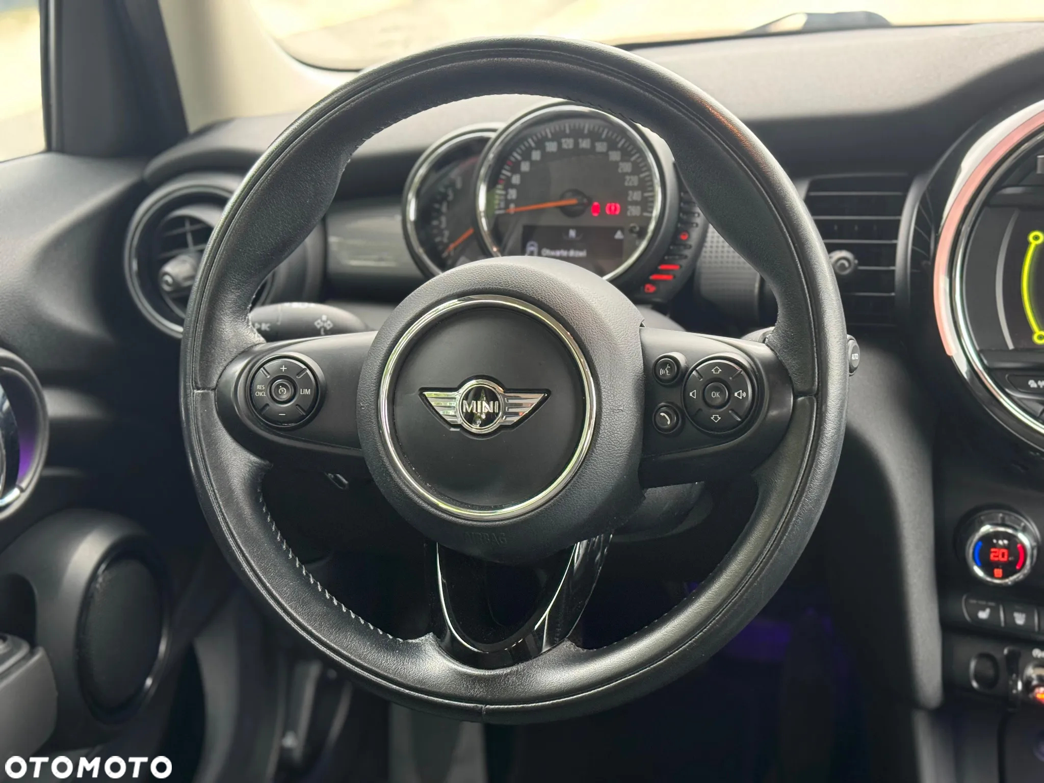 MINI Cooper - 23