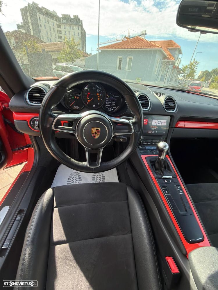 Porsche 718 Cayman 2.0 Style Edition - 23