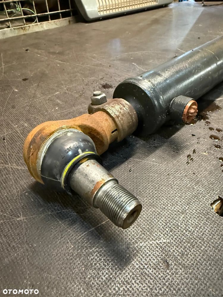 Siłownik hydrauliczny układu kierowniczego BOSCH IVECO 8346974183 - 3