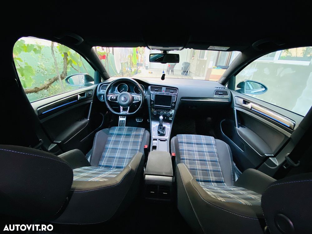 Volkswagen Golf 1.4 GTE Plug-In-Hybrid DSG - 17