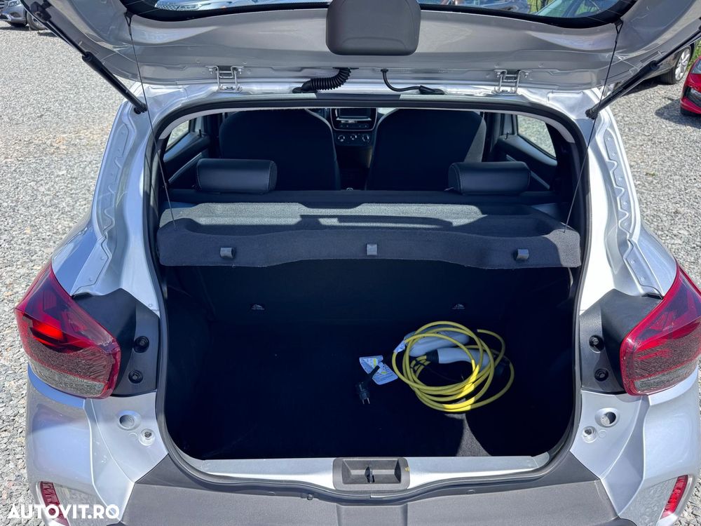 Dacia Spring Comfort Plus - 12
