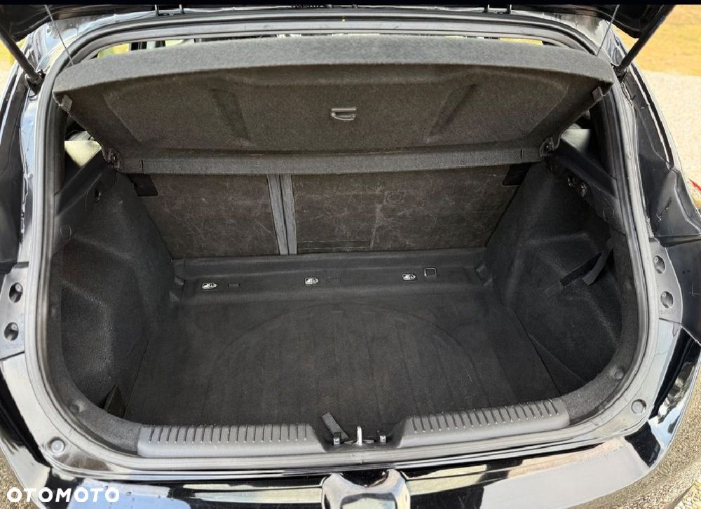 Hyundai i30 1.6 Comfort - 23